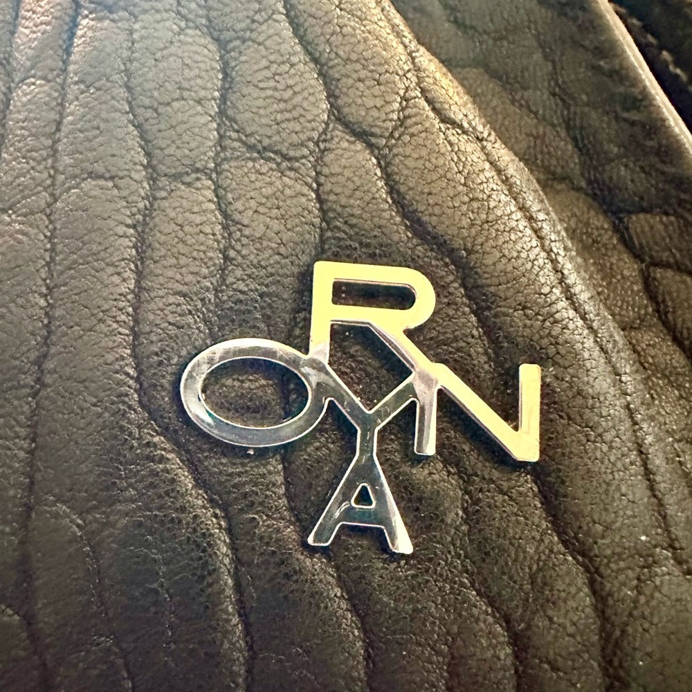 Oryany CROSSBODY in Metallic & Black leather | Whipped Stitching | Dust Bag - Picture 6 of 16